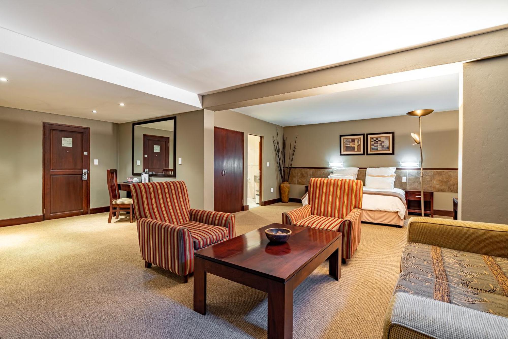 African Sky Hotels - Pine Lake Inn White River Kültér fotó